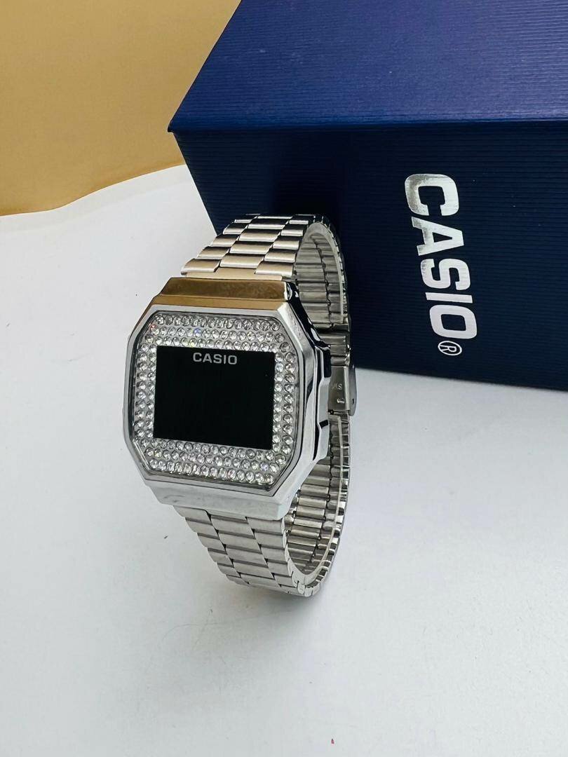 Montre luxe Tactile Casio