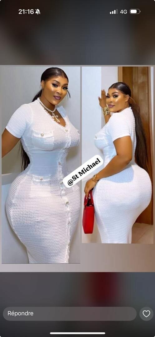 Robe élégante asymétrique