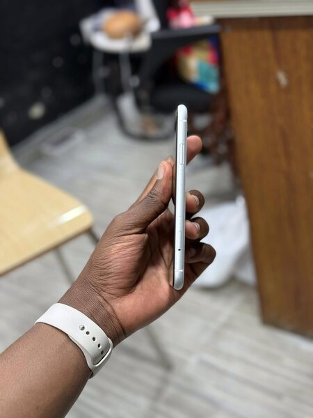 Apple iPhone XR Blanc