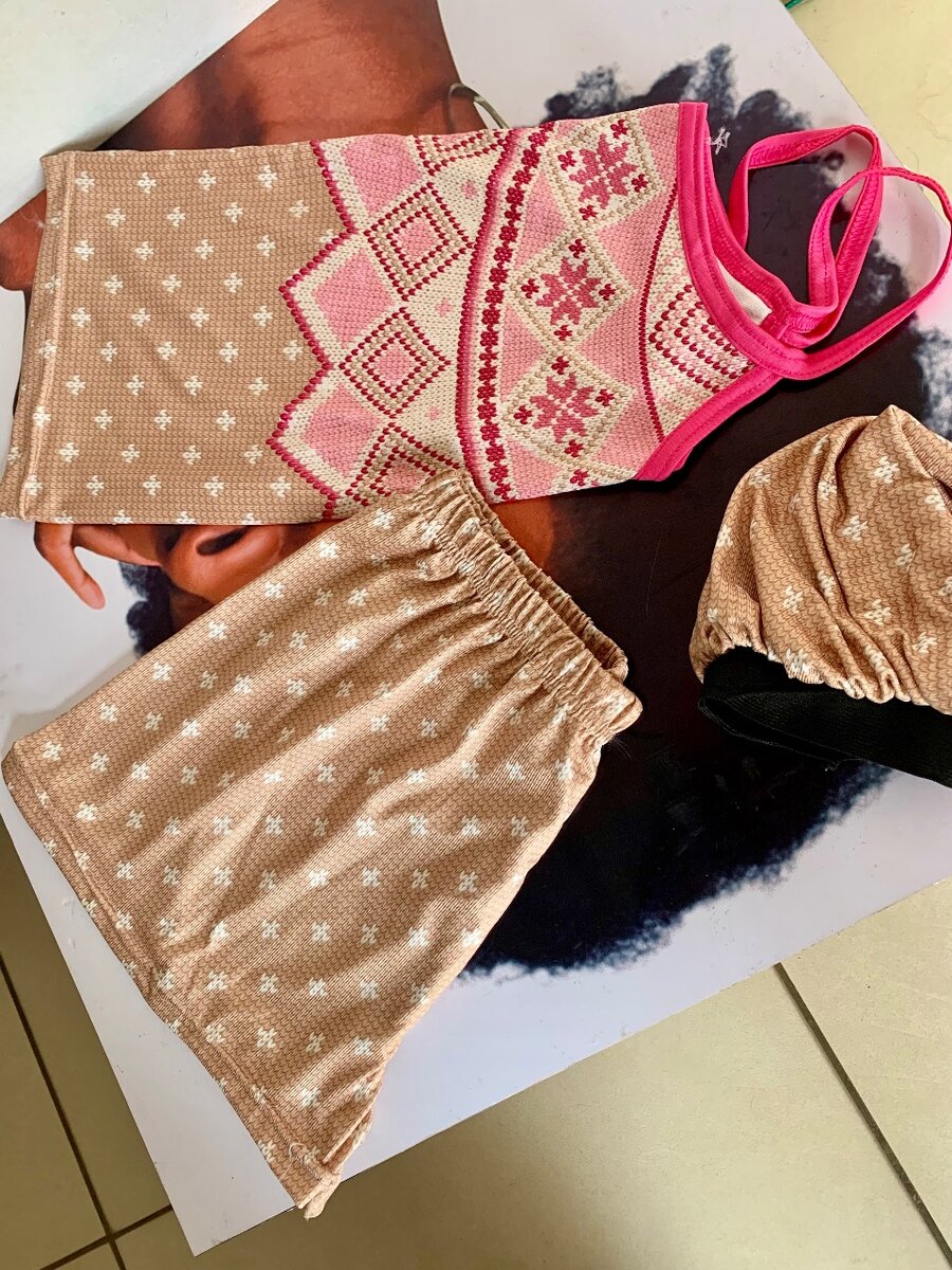 Ensemble pyjama et nuisette