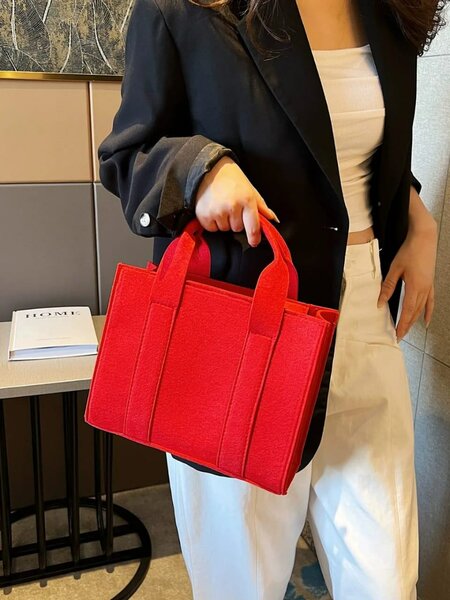 Sac à main rouge élégant
