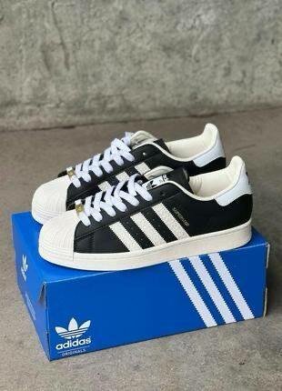 Adidas superstar