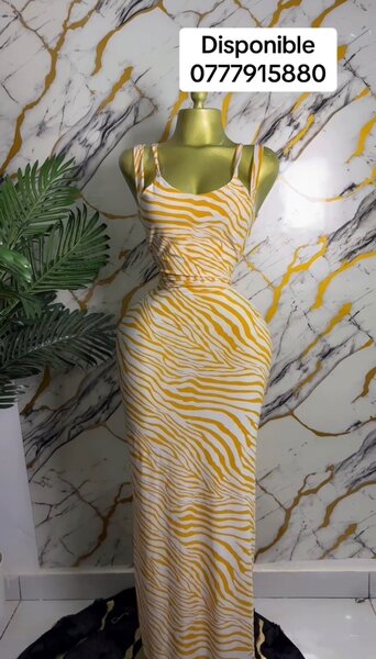 Robe Longue Épaule Nues