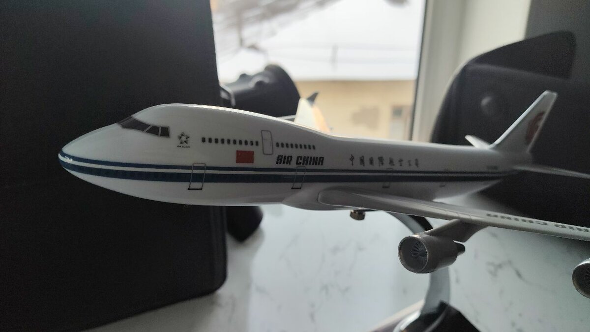 Модель самолета Boeing 747 Air China