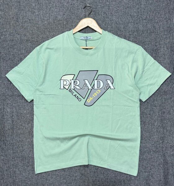 T-shirt logo moderne unisexe