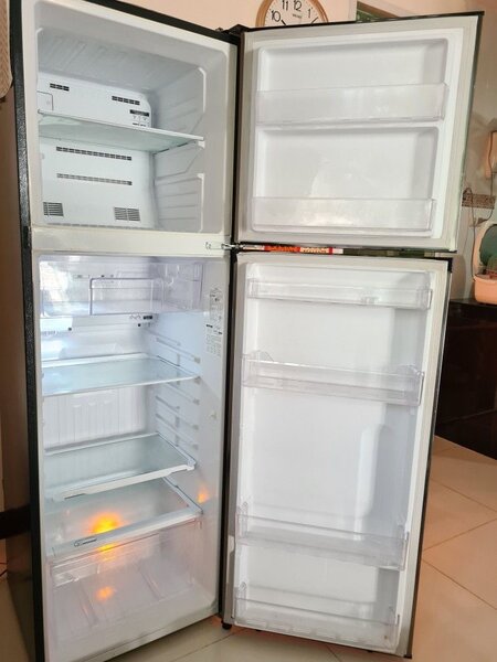 Réfrigérateur double porte