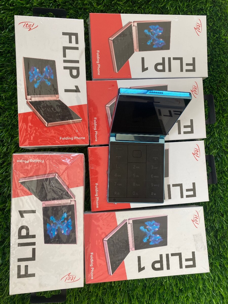 Brand new Itel flip 1 (Foldable phone)