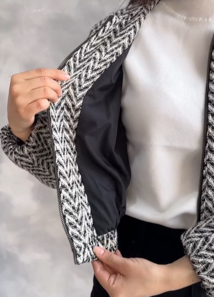 Твидовый бомбер от ZARA