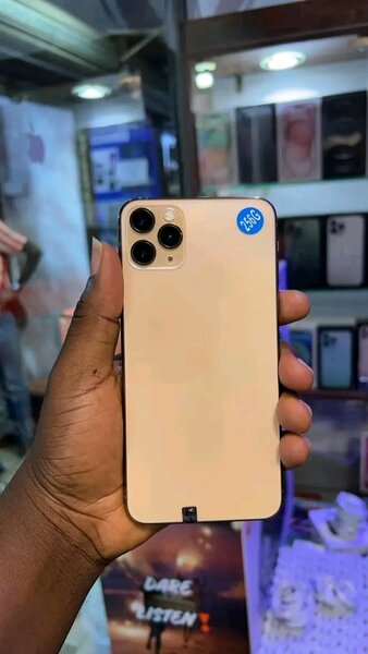 iphone 11 pro max 256gig
