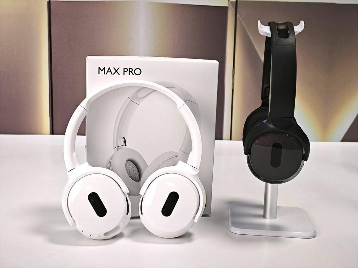 Max Pro Wireless Headphones