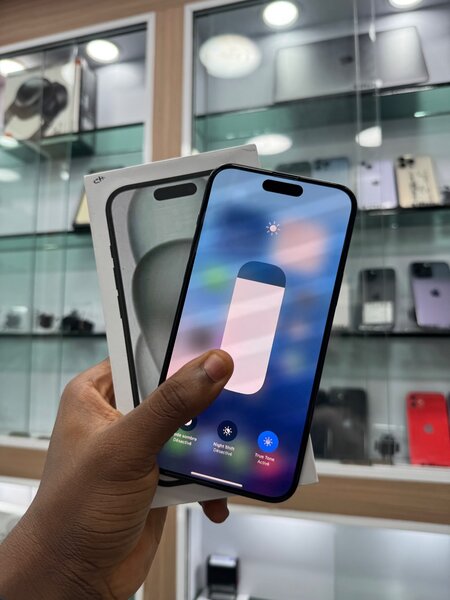 iPhone 15 Plus