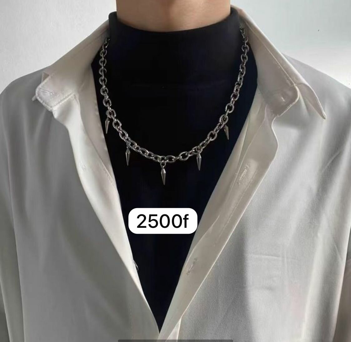 Collier tendance en métal