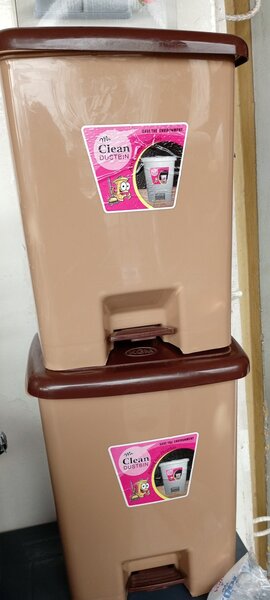 Dustbin