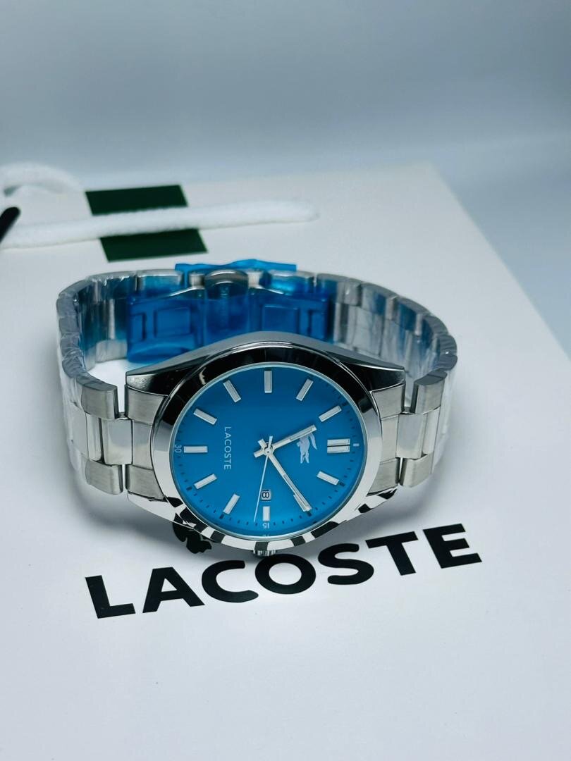 Montre Lacoste élégante