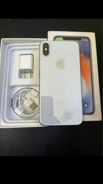 iPhone X avec accessoires