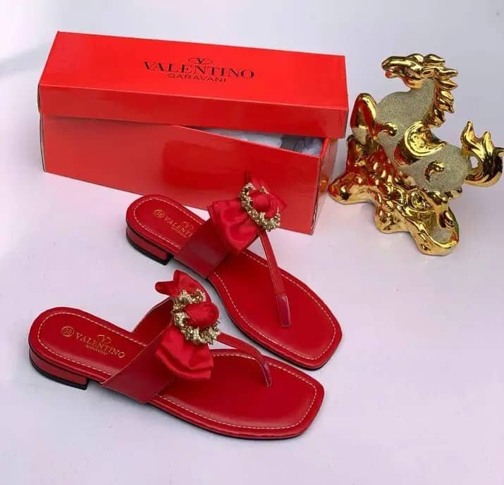 Sandales Valentino élégantes