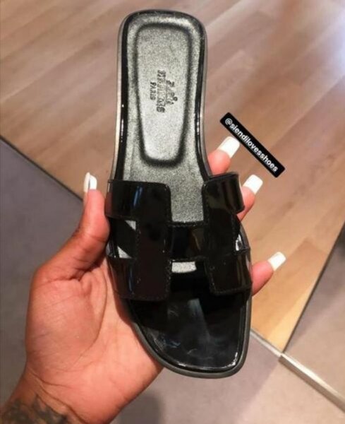 Stylish flip flops Hermes