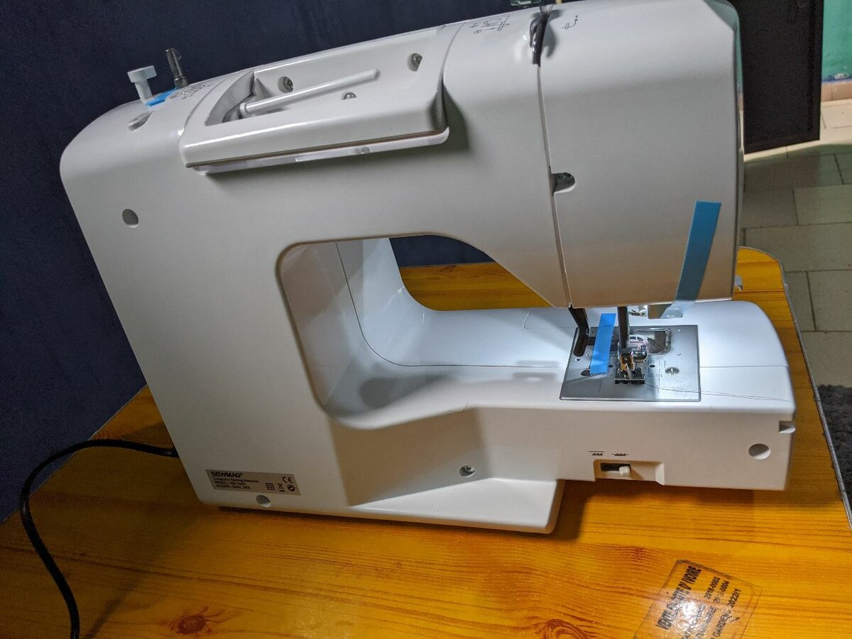 Machine à coudre et broderie