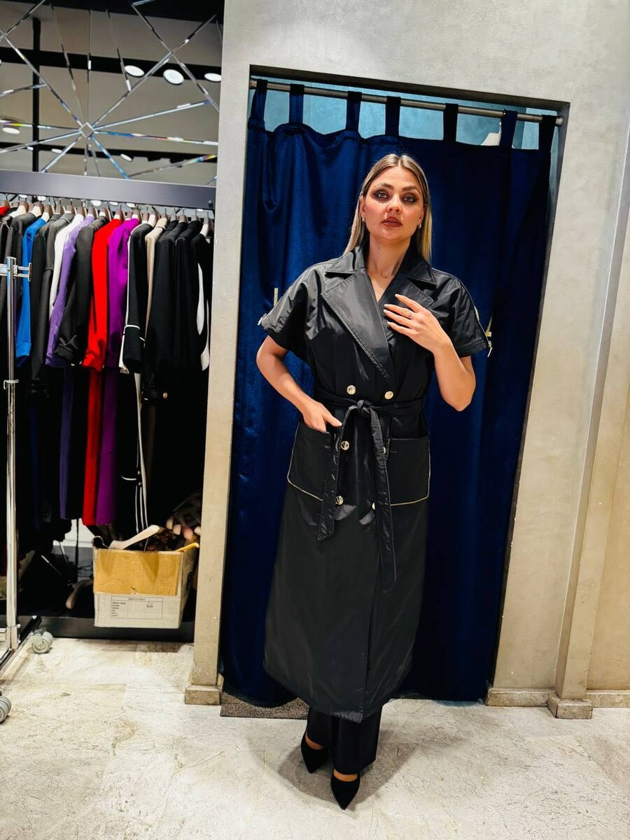 Плащ безрукавка Lasagrada