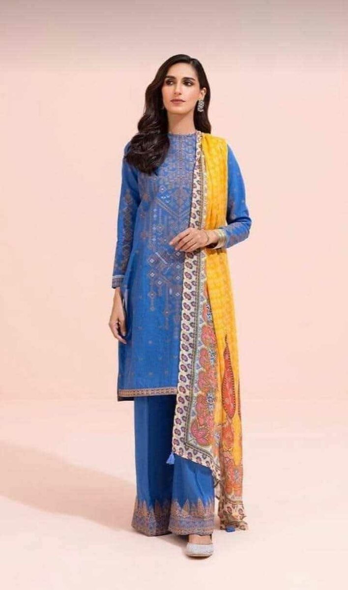 Ladies suit