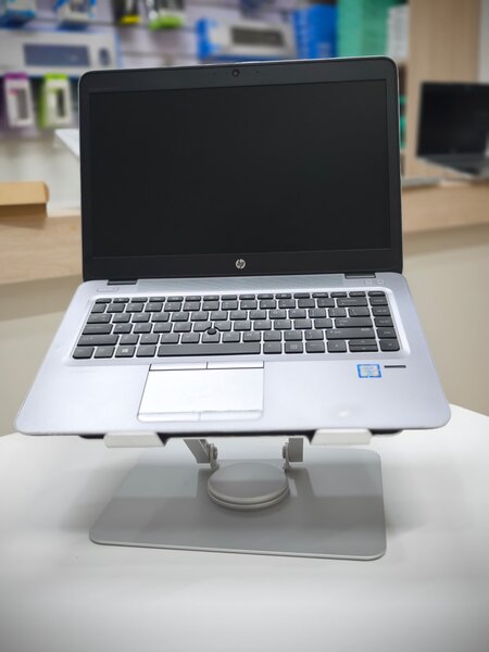 Hp Elitebook 840 G4 i7-7th Gen 8gb/256ssd (touch)