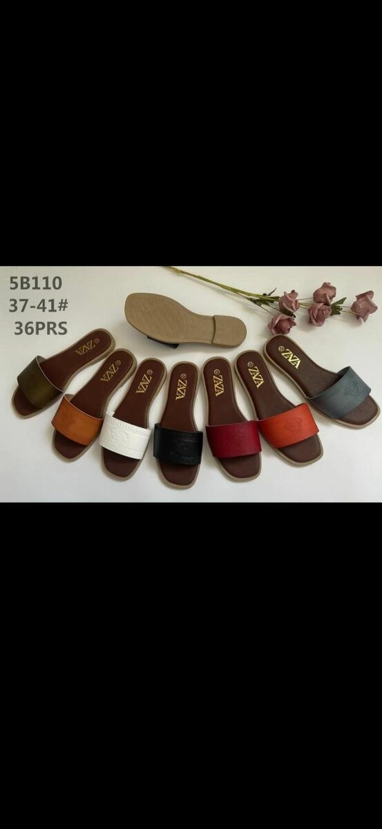 Sandales multicolores élégantes