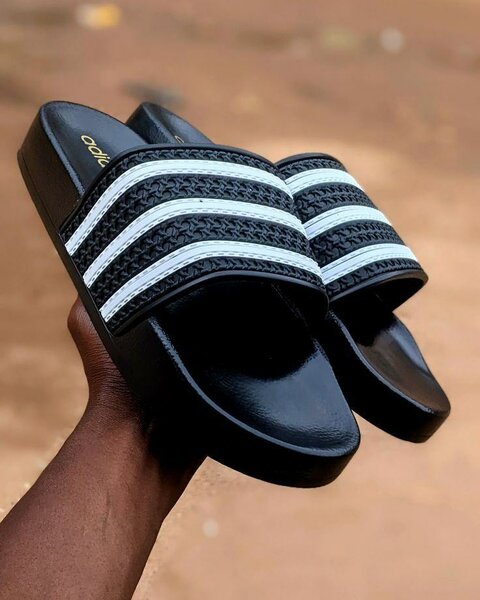 Adidas sabots homme noirs confortables