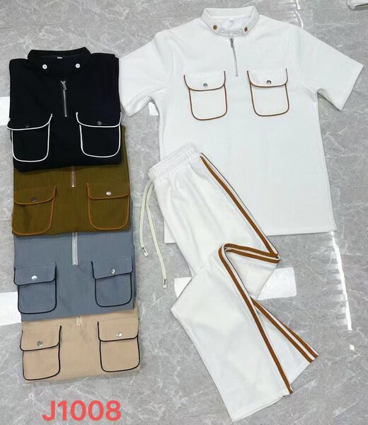 Ensemble de survêtement moderne