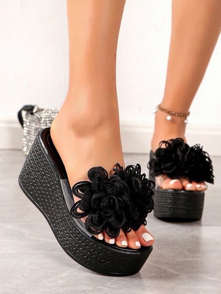Heeled sandals