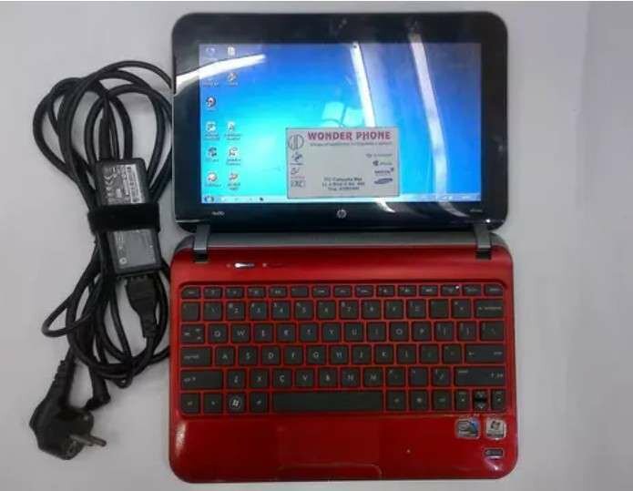 Mini Laptop Rouge Compact