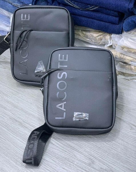 Sacoche bandoulière Lacoste