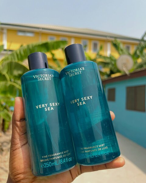 Perfume mist Victoria's Secret   