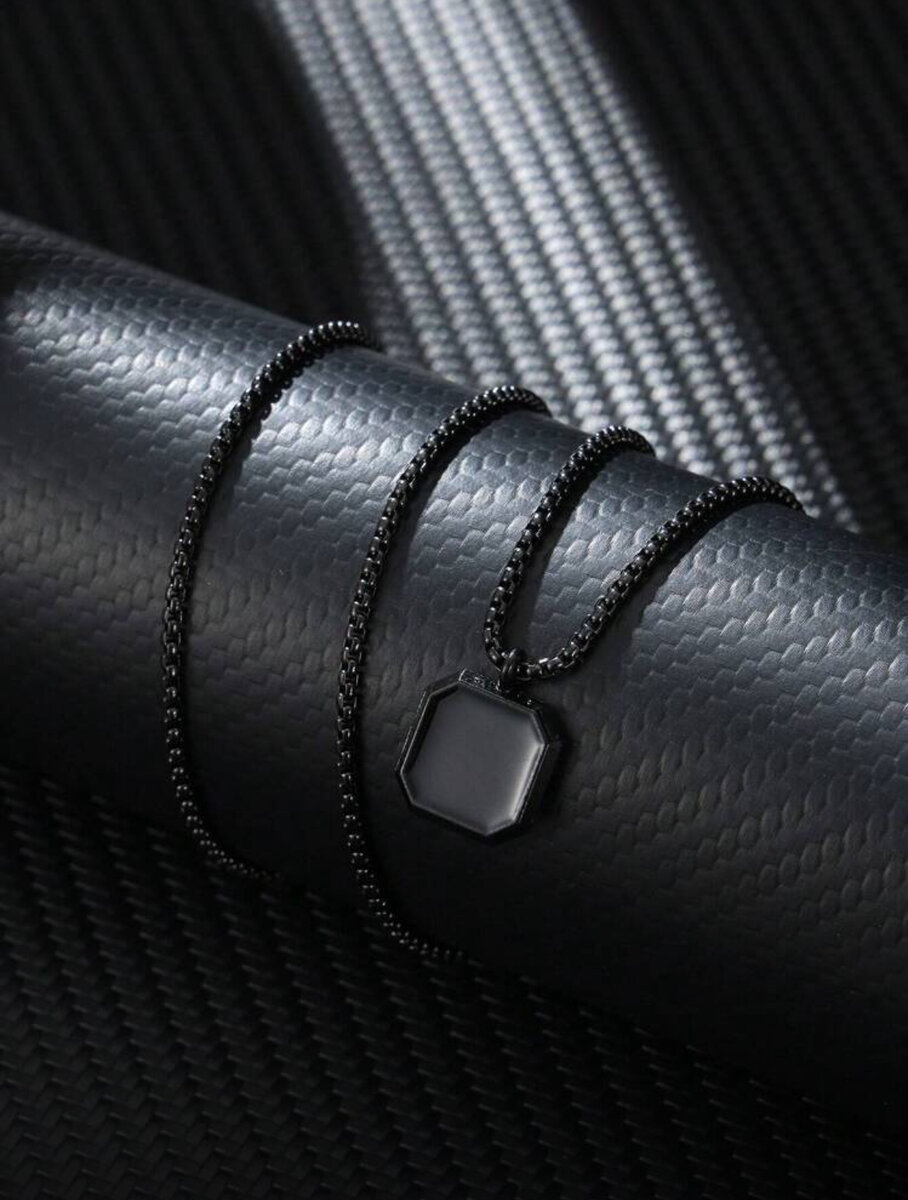 Collier pendentif hexagonal