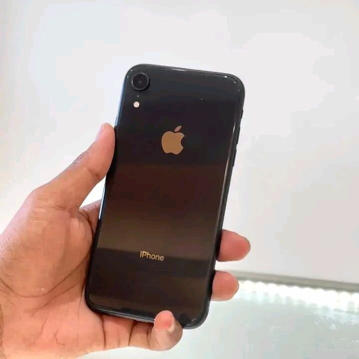 iPhone XR Noir Débloqué