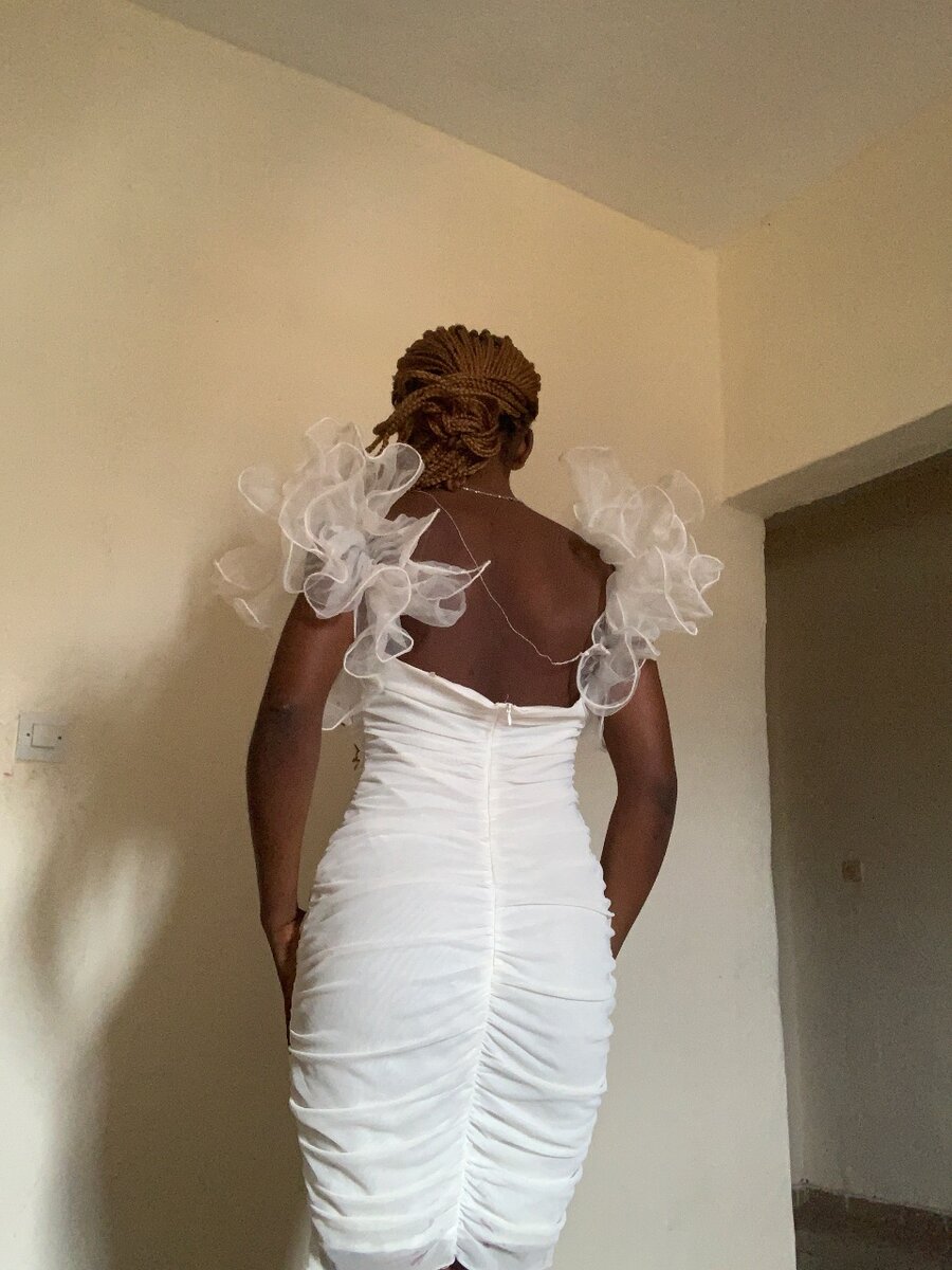 Robe blanche élégante