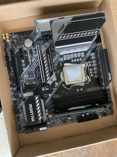 Carte mère MSI B460M Mortar