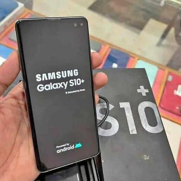 Samsung Galaxy S10+ Noir