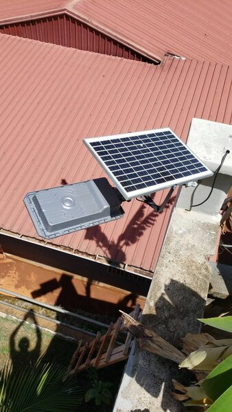 Lampe Solaire Extérieure Puissante