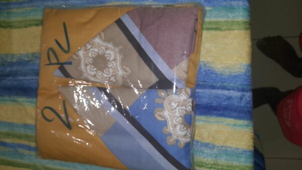 Parures de lit avec taies