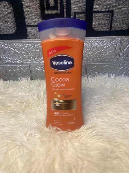 Lotion Hydratante Vaseline Cocoa Glow