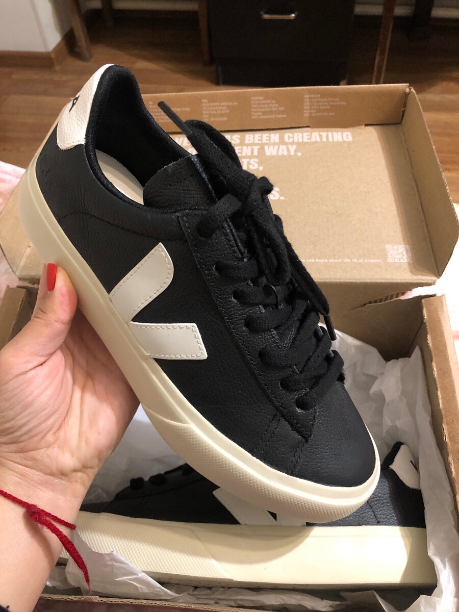 Новые Veja. Размер между 36/37, длина стопы 23см