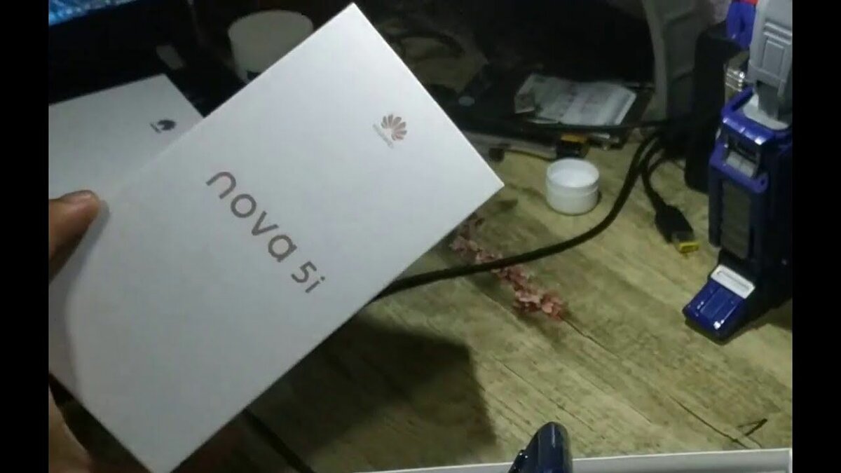 Huawei Nova 5i Smartphone