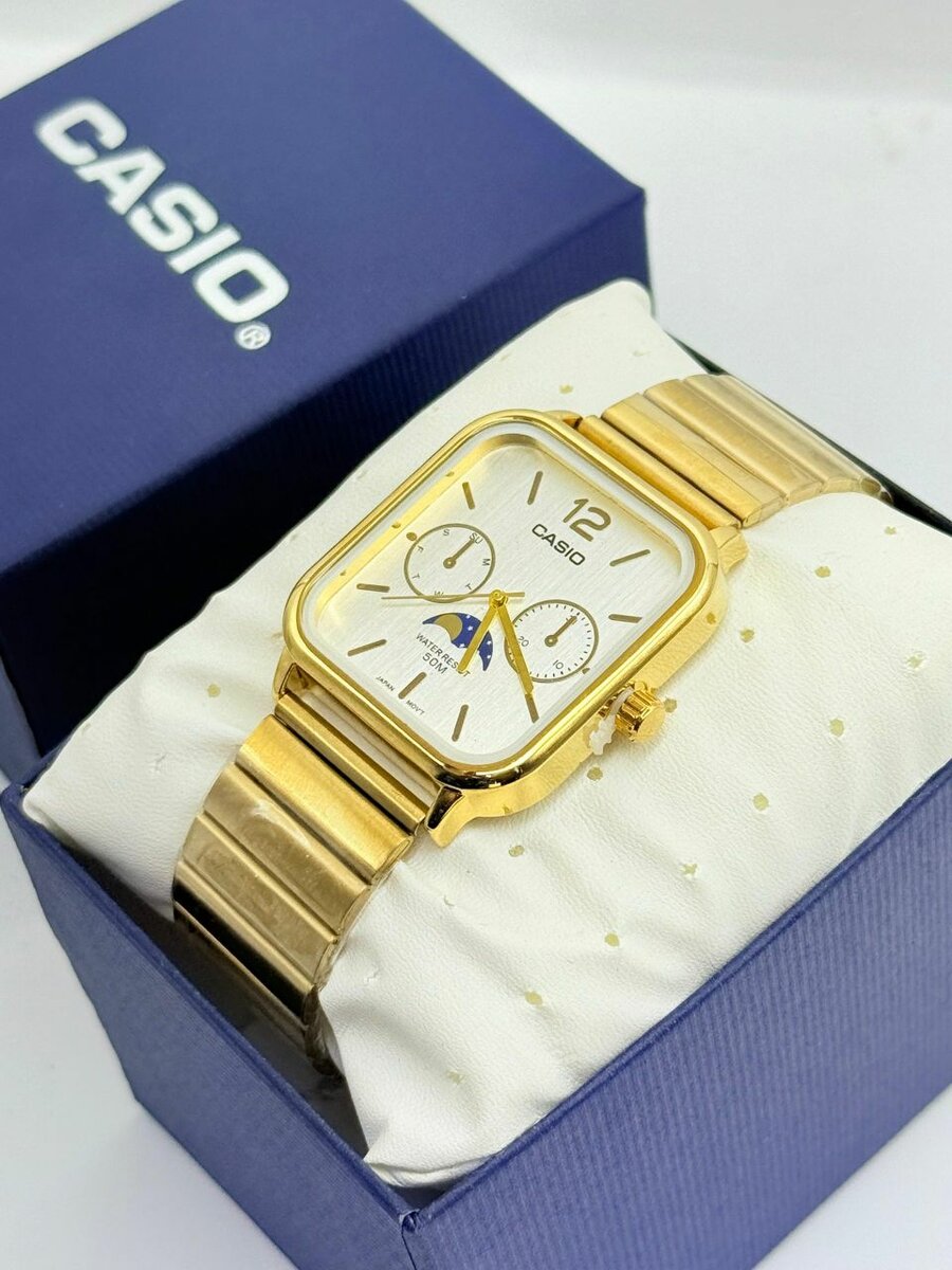 Montre Casio Élégante en Or