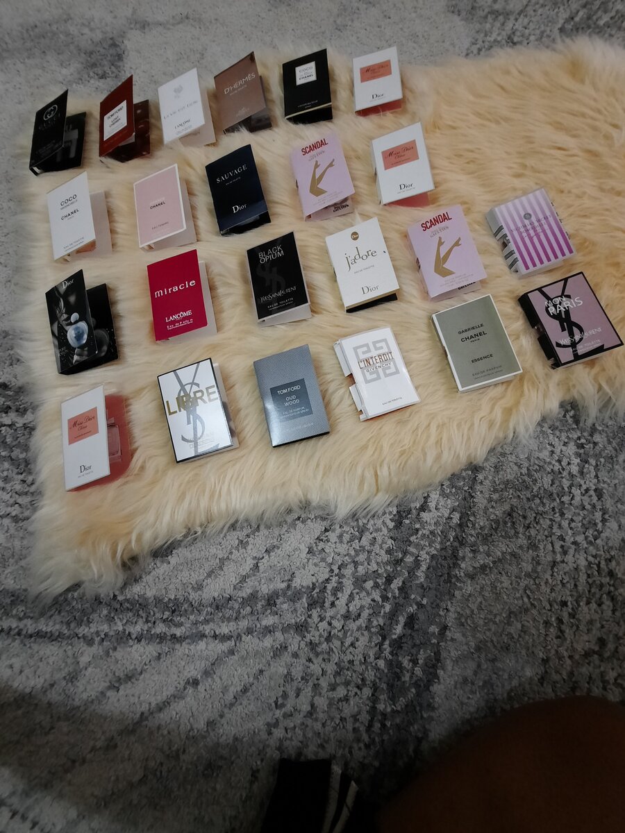 Échantillons de Parfums Luxe