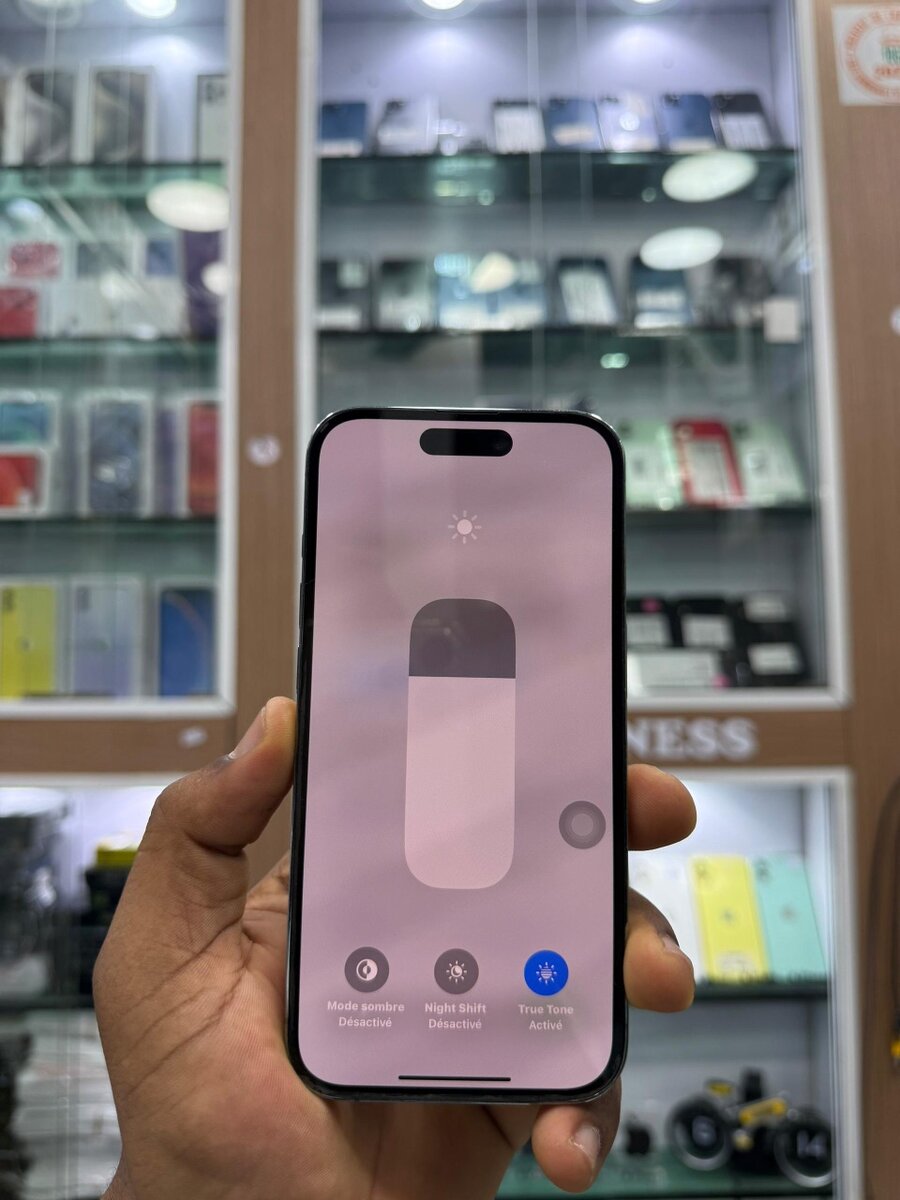 iPhone 14 pro 128 giga avec