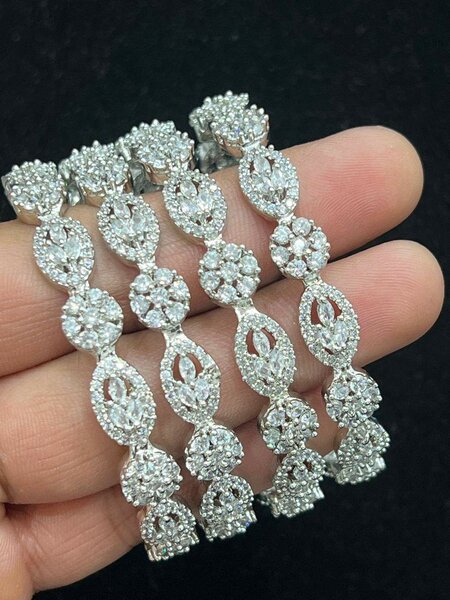 Original indian Ad 4pcs churi set.