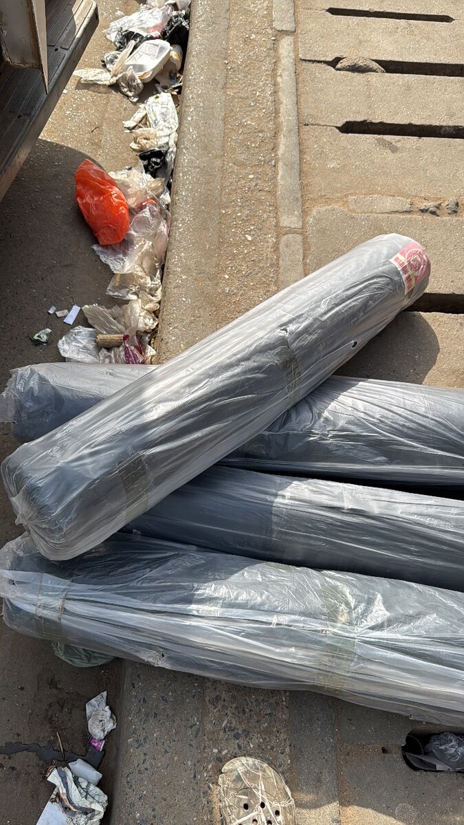 BLACK RUBBER  / DPM RUBBER