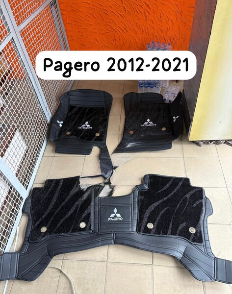 Tapis de Voiture sur Mesure