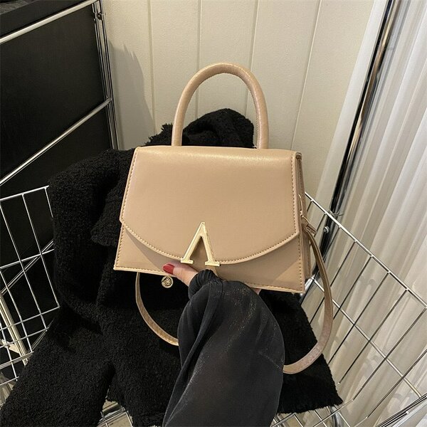 Quality women's bag beige