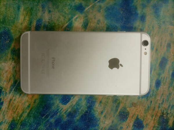 iPhone 6s Argent 16GB Débloqué